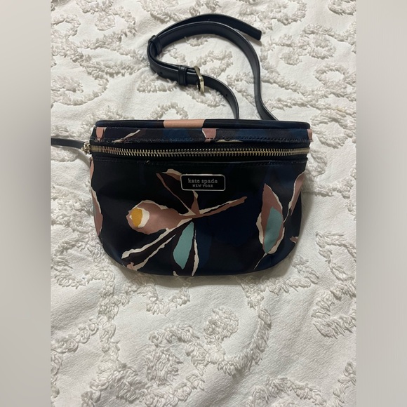 Kate Spade belt bag - Picture 1 of 4